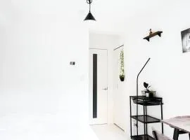 NEST HATAGAYA Stylish Apt