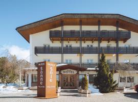 Hotel Sole - Sonne, hotel a Dobbiaco