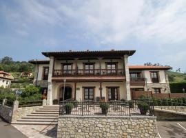 Apartamentos Andrin, hotel v destinaci Andrín
