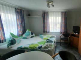 Miniferienhaus Bad Elster, hotell i Bad Elster