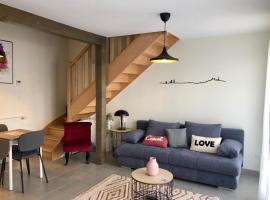 T2 en duplex & terrasse, povoljni hotel u gradu 'Saint Priest'