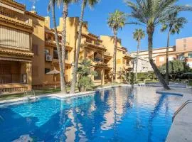 IDEAL para VERANO con PISCINA e INVIERNO con COCINA de LEÑA