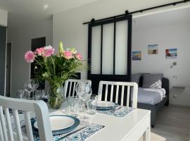 Les Pieds Dans l'Eau, hotel en Bernières-sur-Mer