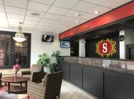 The Schenectady Inn & Suites