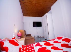 Agréable chambre sur liège avc parking et wifi gratuit, hotel en Lieja