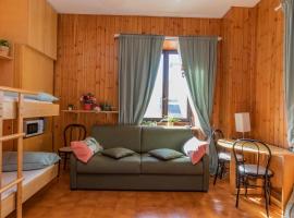 Comfort studio centro Aprica vicino piste da sci, hotel in Aprica