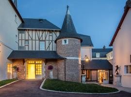 Relais des Trois Châteaux Hôtel-Restaurant - Teritoria, hotel v destinaci Cour-Cheverny