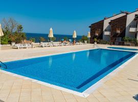 Menada Apolon Apartments, hotel in Sozopol