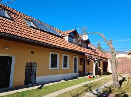 Penzión Larix Blatnica, hotel near Blatnica Manor House, Blatnica