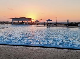 Le Beau Site Chalet, hotel dicht bij: Zahran Mall, El Alamein