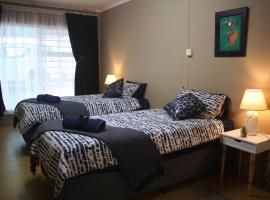 Casa en Gregg -Exquisite 2-bedroom spacious condo, hotel Buffalo Park Cricket Stadium környékén East Londonban