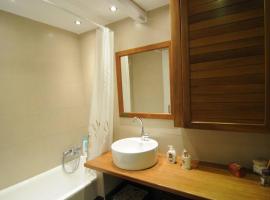 LOVELY QUIET HOUSE WITH GARDEN, hotel en Spetses