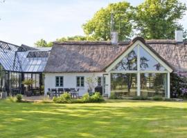 Østergård Kultur B&B, מלון בLæsø