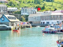 Fabulous 2 Bed Cottage - Outstanding Sea Views, hotel i Mevagissey