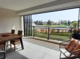 Au cœur du Golf, appartement neuf vue golf et piscine - Clim Wifi parking