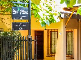 Residencial Los Pinos: Puerto Iguazú'da bir otel