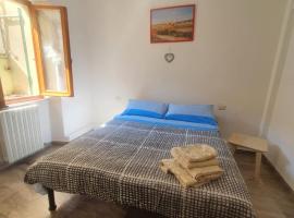 Sopra_lavia Stazione_La Spezia_Cinque Terre