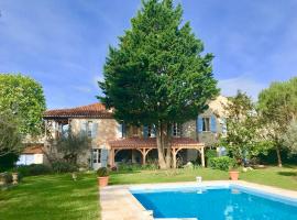 Le Relais des Anges, hotel v destinaci Mercuès