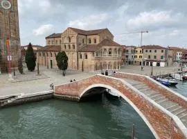 DUOMO Murano Apartment with Canal view