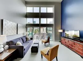 Belltown Condo Unit 733