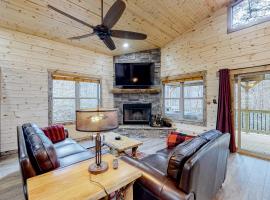 Cozy Bear Cabin #1, cabaña o casa de campo en Sautee Nacoochee