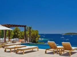 Luxury Villa Hvar Deluxe Palace 2 with pool at the beach