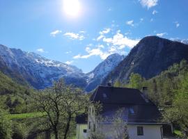 Apartment Pretner, Lepena, alojamento para férias em Soča