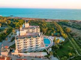 Royal Atlantis Beach