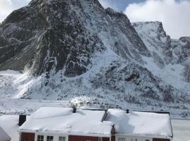 Reinebua, hotel in Reine