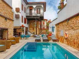 Atelya Art Hotel, hotel in Old Town Kaleici, Antalya