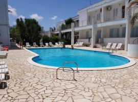 SALENTO VACANZE 2 nuova gestione, hotel din Villanova di Ostuni