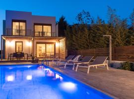 Luxury NissoVilla with Private Pool & Sea Views, luxury hotel in Kolimbia