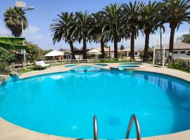 Cabañas Villa Los Platanos, viešbutis mieste La Serena