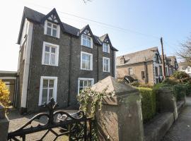 Gwel Y Castell Castle View, apartment in Criccieth