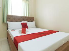 RedDoorz @ DMS Apartelle, Hotel in Los Baños