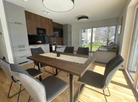 Luxury - Apartment mit Balkon in Seenähe, luksushotell sihtkohas Gmunden
