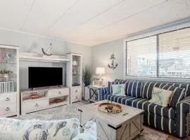 Colonial Condo 102