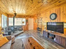Mountain Chalet in Big Bear City, 5 Mi to Lake!