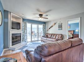 Boat Ramp, Dock and Slip Step-Free Camdenton Condo!, готель у місті Кемндентон