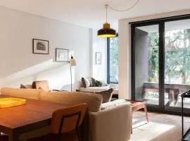 VIVA Whilom Secret with garage