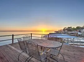 Lakefront Cottage in Gun Barrel City with Hot Tub