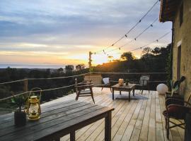 Eco Gîte avec vue sur mer, casa o chalet en Chiatra