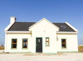 6 Strand Cottages, vacation home in Doogort