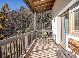 Bnb Lettnerhof Balcony Family Suite, hotel v destinaci Monguelfo