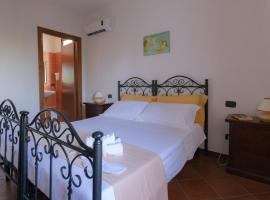 AGRITURISMO CLEMENTI B&B, hotel with parking in Salemi