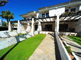 Orange Park Duplex Familiar Jardin, hotel in Benicàssim