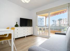 Hauzify I Apartament Solpins, hotel in La Pineda