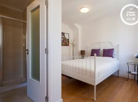 Santa Justa Suites by Homing, apartment in Lisbon