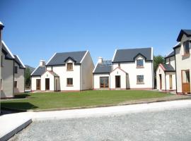 No 14 Holiday Village House, Sneem, 4 bedrooms, hótel í Sneem