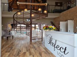 The Perfect Lodge, viešbutis mieste Betlehemas, netoliese – Dihlabeng Shopping Mall